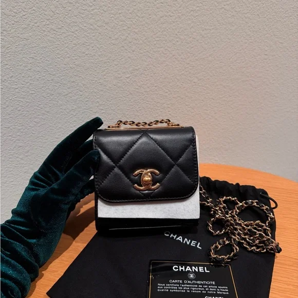 Chanel Lambskin Mini Trendy CC/Clutch Chain - Picture 2 of 14